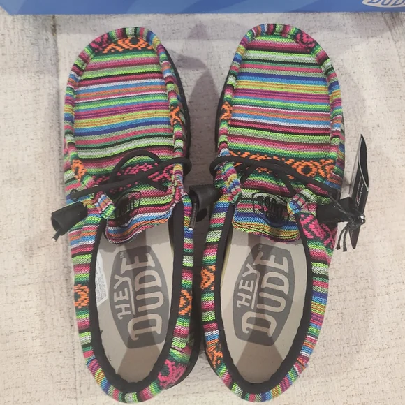 NEW Hey Dude Wally Serape Mesa Verde Slip On Shoes 40017-9BZ Size US L8-M6 Aztec - Picture 2 of 8